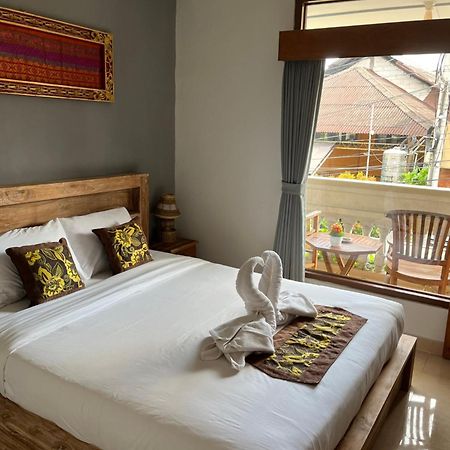 Yastra Yana Homestay Ubud Buitenkant foto